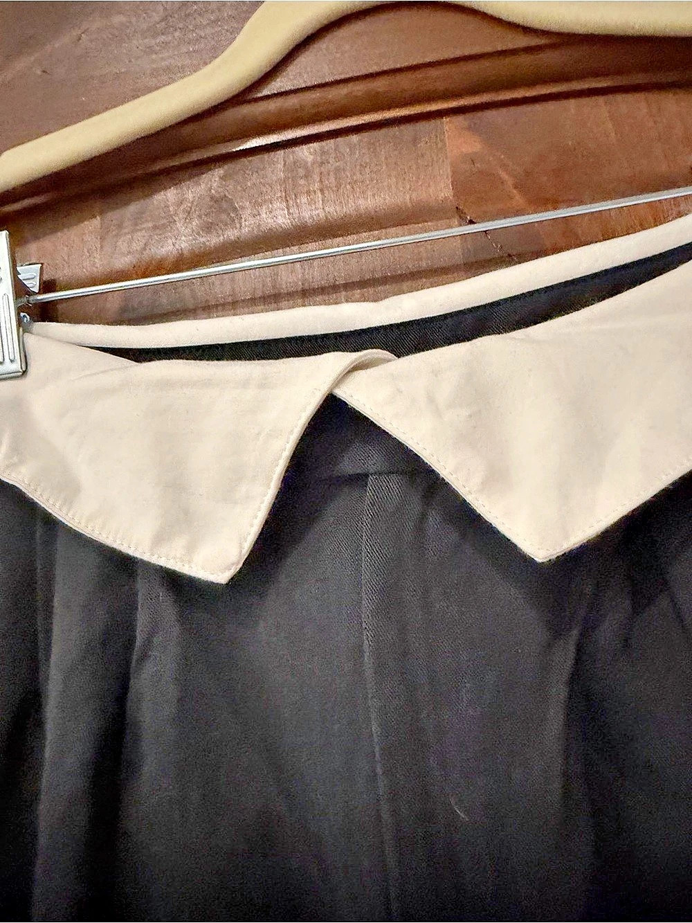 Reformation Wide Leg Pants in Black Size 0. Like new. Pockets. Very nice!!